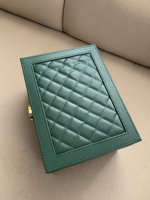 Кейс для ювелірних виробів та прикрас