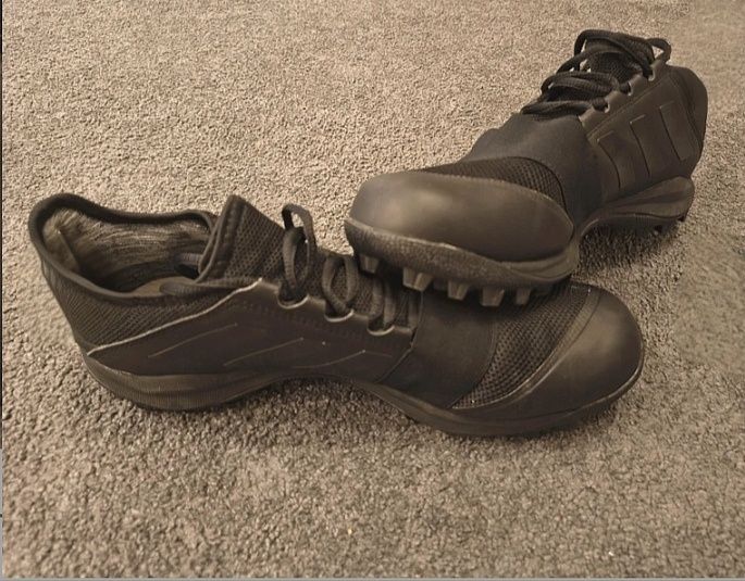 Adidas Divox Terrex – rozmiar 44 2/3