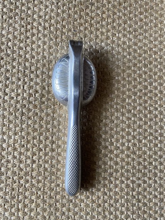 Utensílios de cozinha vintage,2 diferentes