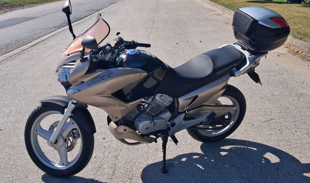Honda Varadero 125 stan idealny