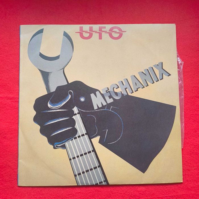 UFO Mechanix Vinil