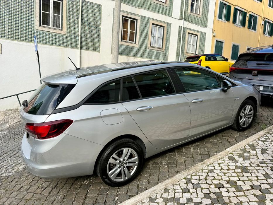 Opel Astra Sports Tourer