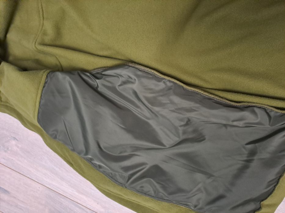 Продам фліски нові 50 розмір