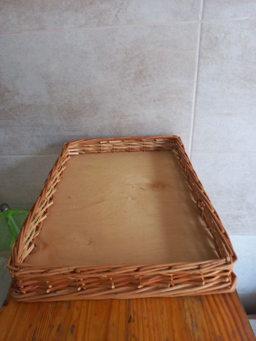 Продам  плетёну корзину из лозы