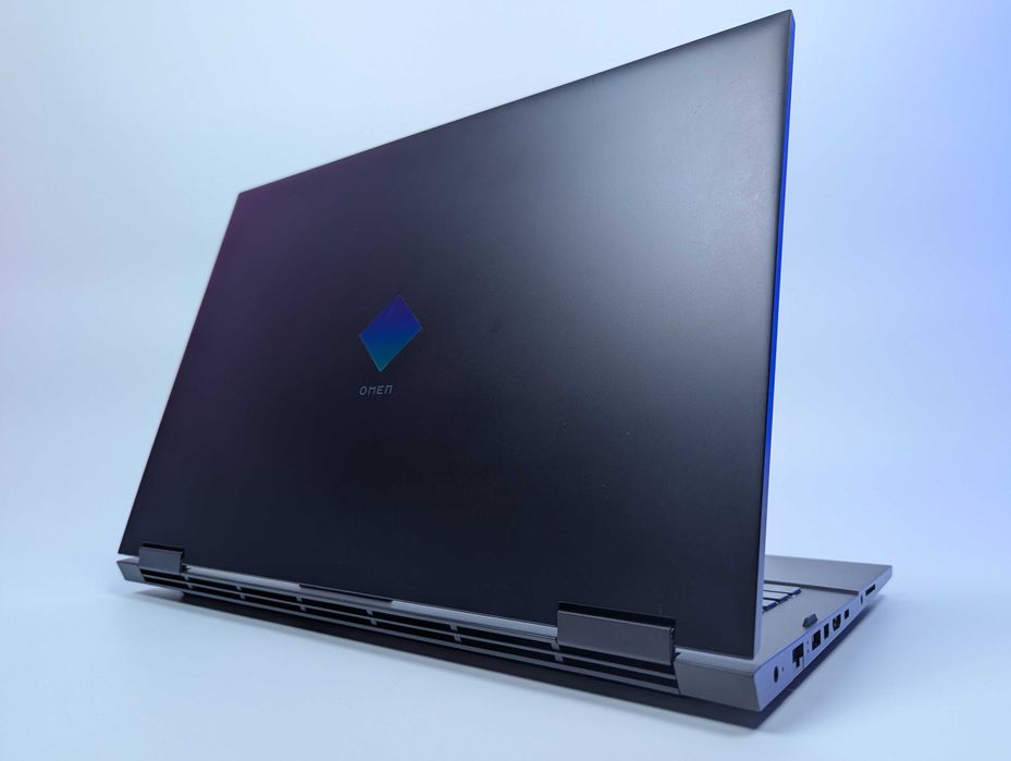 LAPTOP GAMINGOWY HP Omen 16 RTX 3050 Ti Intel Core i5-11400H 144 hz