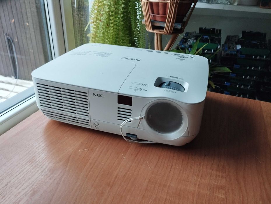 Projektor NEC NP-V260XG