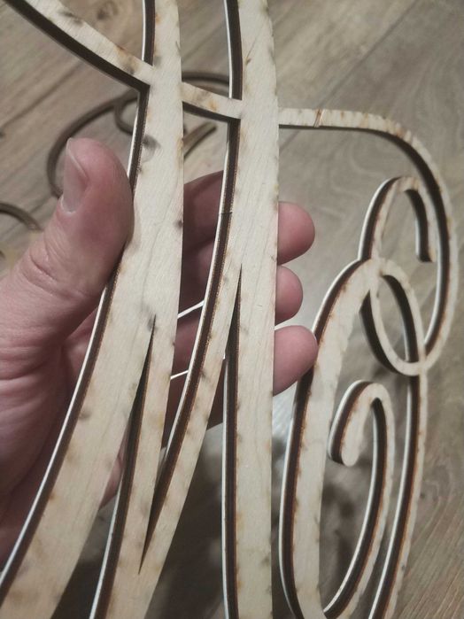Dekoracyjne litery monogram P i M – złote, lustrzane, duże