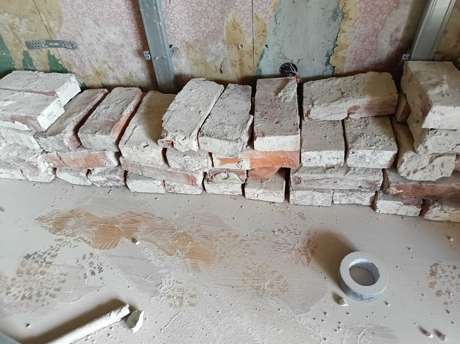 Cegły z rozbiórki