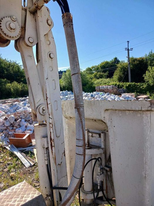 Автовишка стояла на Івеко 4х4 17м  кран вишка підйомник В Наявності!