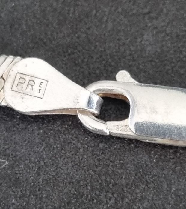 Srebrny spiralny naszyjnik 925