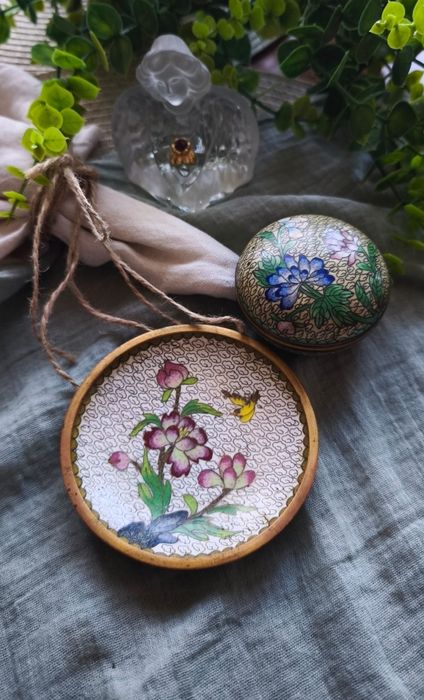 Шкатулка статуэтка фигурка Клуазоне царизм стариное стекло антиквариат