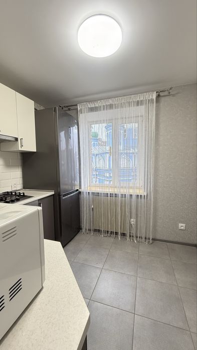 Продаж 2 кімнатної квартири Ковалівка