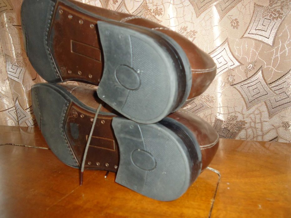 Классические, кожаные туфли Bata, размер 44(30,5).