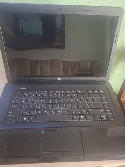 Ноутбук HP  2000