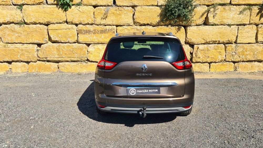 Renault Grand Scénic dCi 110 EDC Paris
