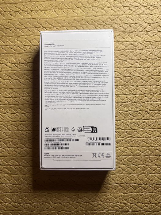Pudełko do Apple iPhone 13 Blue / czytaj opis!! GRADE A+ koperta