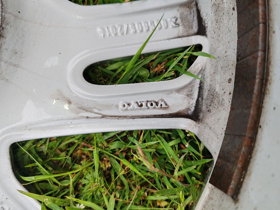 Sprzedam koła do Volvo
