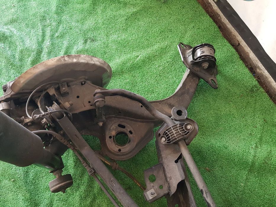 Eixo Tras BMW Serie 1 F40 2020-2024