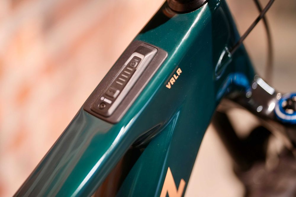 Rower Elektryczny Ebike Santa Cruz Vala GX AXS