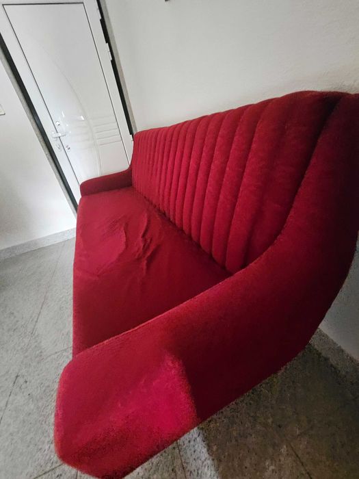 Sofá 4 lugares vermelho