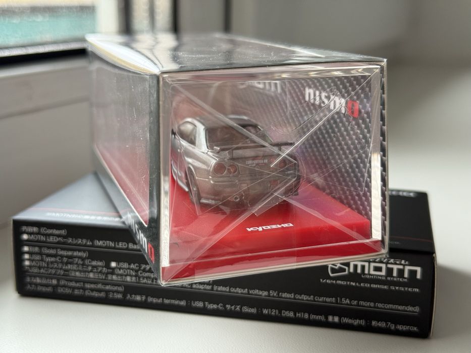 Kyosho 1/64 Nissan Skyline GT-R R34 NISMO Gray LED | Нова