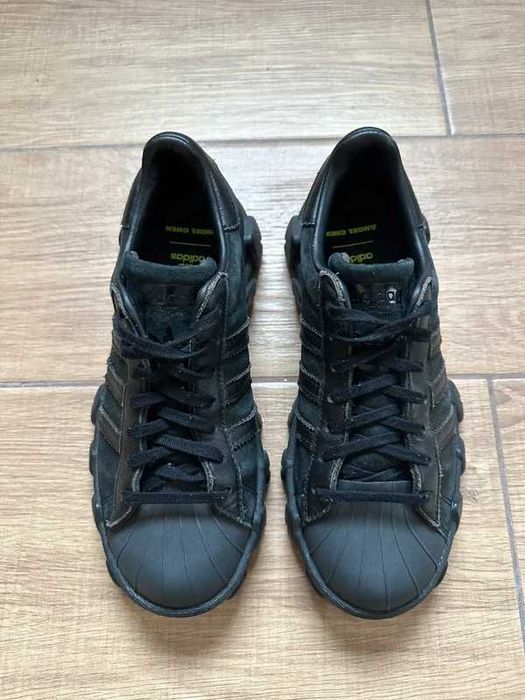 Buty damskie Adidas x Angel Chen Superstar 80s