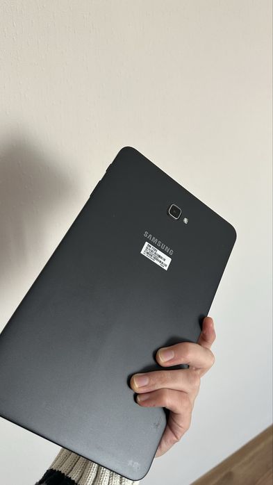 Планшет Samsung Galaxy Tab A (2016)