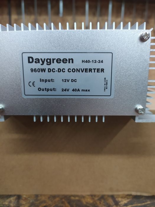 12 на 24 В, 40 А Підвищуючий DC-DC перетворювач напруги 960 Вт