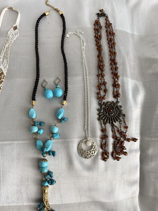 Вінтажні прикраси