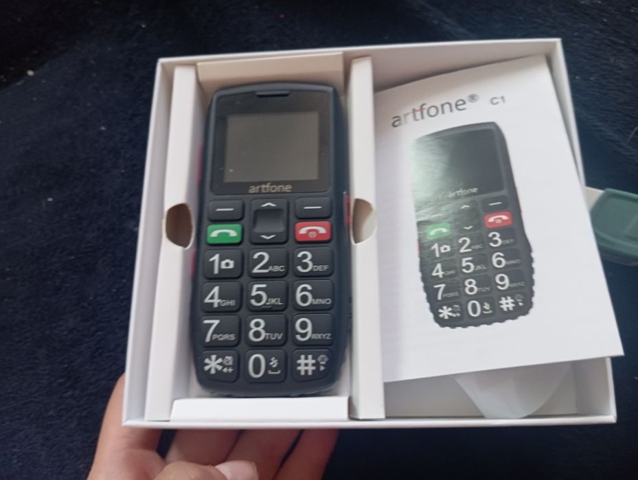 Telefon artfone .