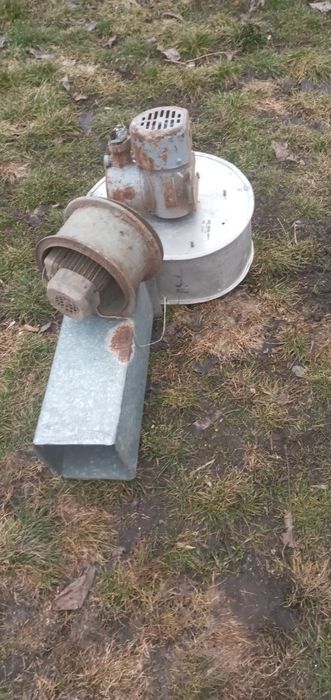 Продам вытяжки рабочие, в хорошем состоянии