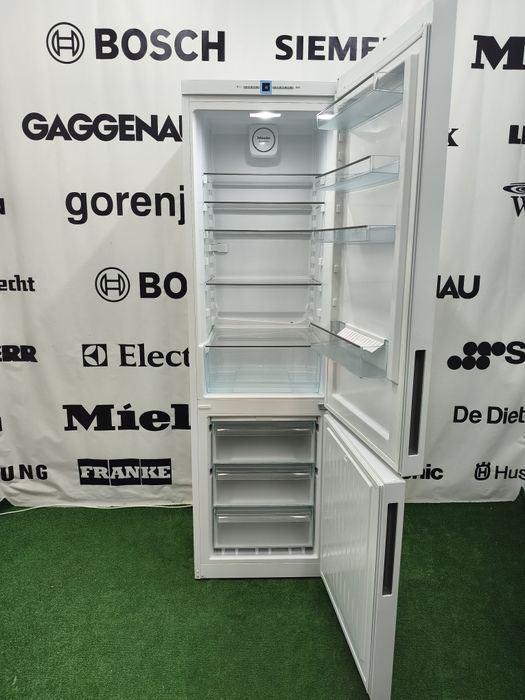 Двокамерний холодильник Miele KFN 29132 D ws