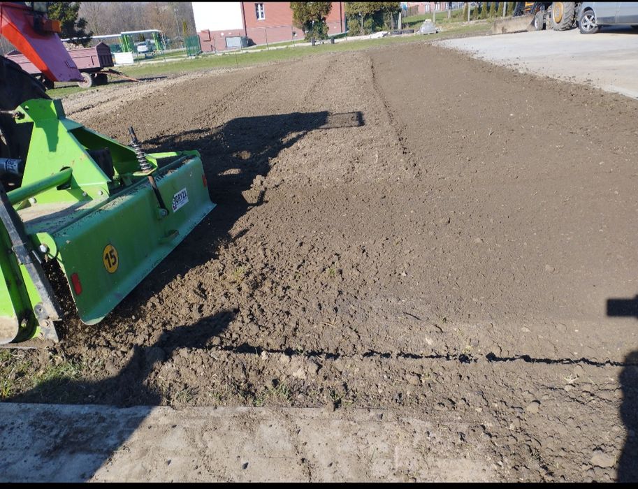 Usługi rolnicze, usługi traktorem. Koszenie łąk, orka, glebogryzarka