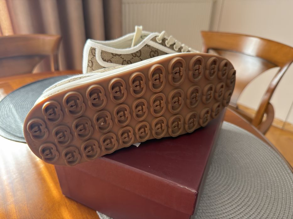 Trampki Gucci od ręki