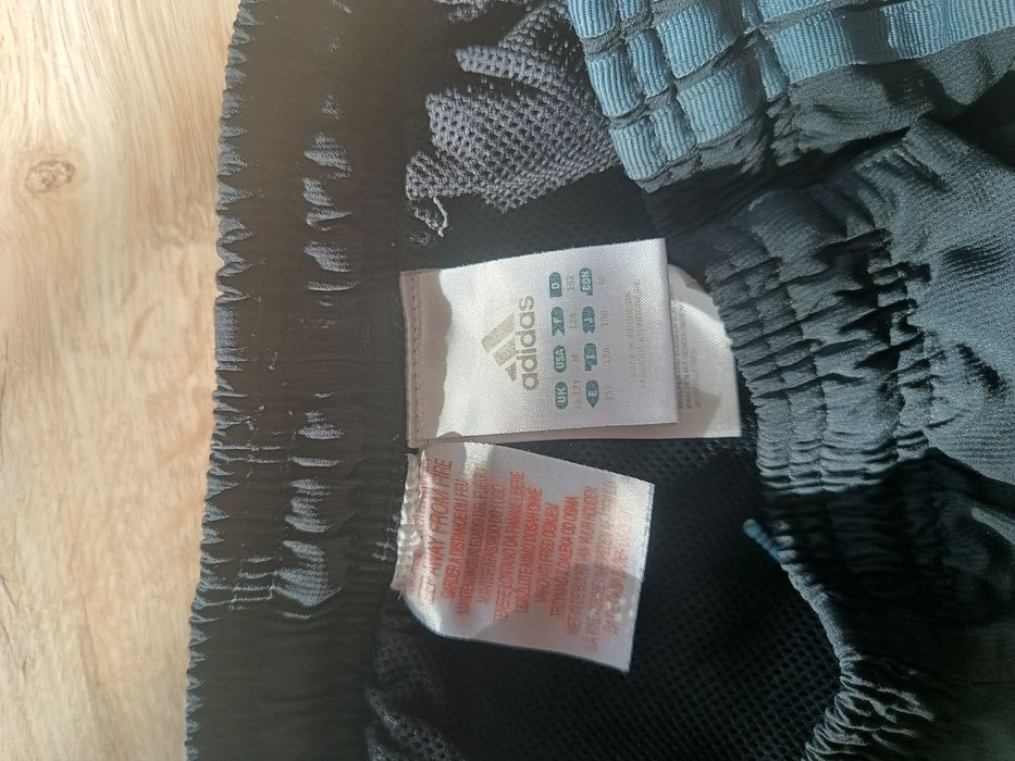 Spodnie sportowe adidas czarno szare 152