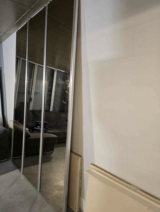 Roupeiro/guarda roupa