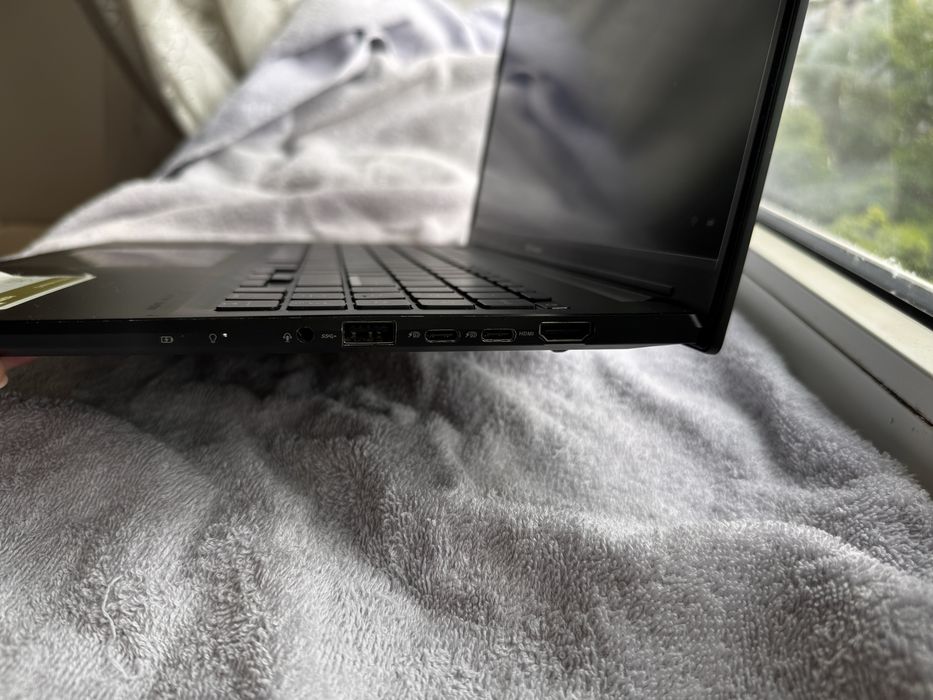 Продам ноутбук Asus VivoBook 16S M6502QA
