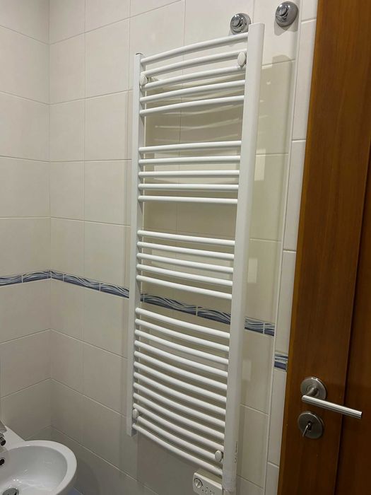 Radiador/Aquecedor de toalhas - Casa de banho