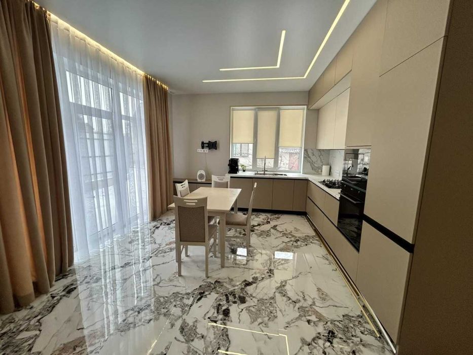 Продам одноэтажный дом с евроремонтом в 15 минутах от центра