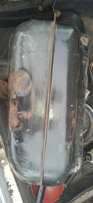 Продам бензобак ваз 2101-07