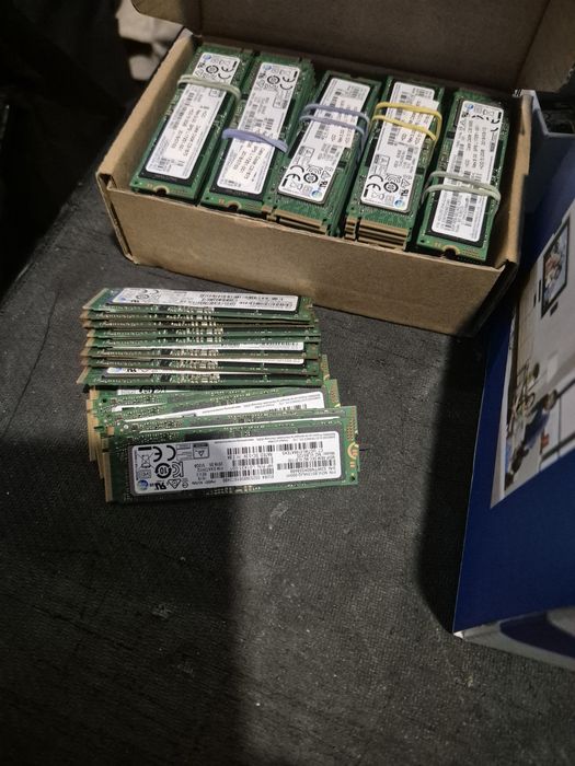 Dysk SSD M2 Nvme 512GB Samsung (2)