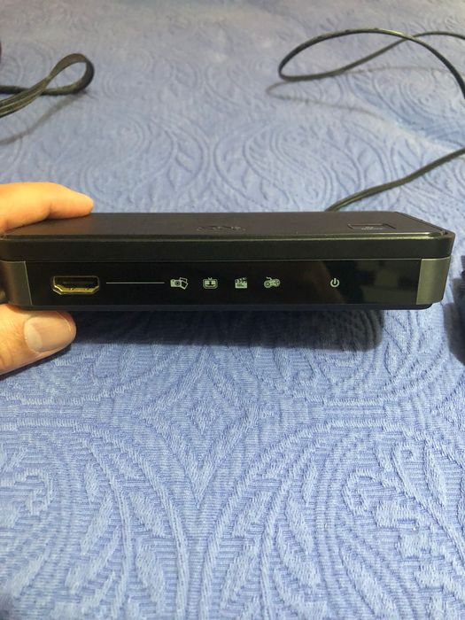 Hub HDMI switch One For All
