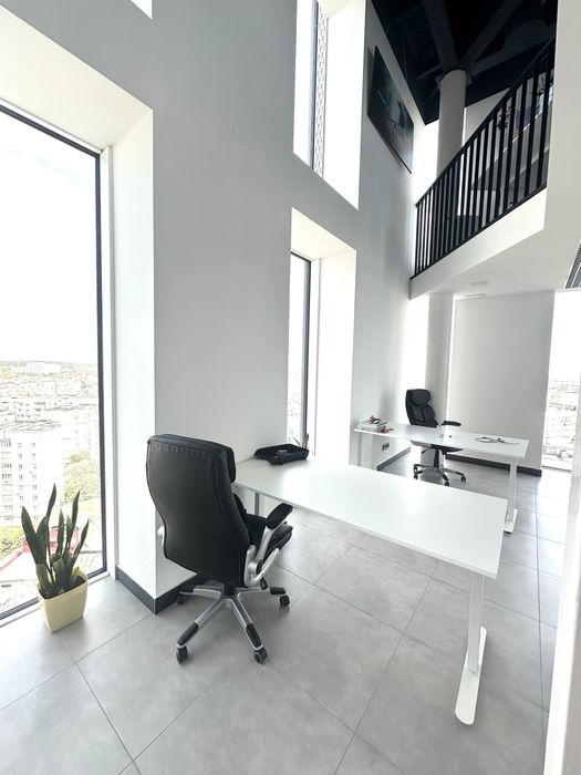 **Дворівневий Офіс 150 кв.м в Новому БЦ