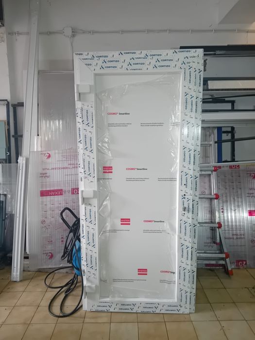 Portas PVC cor brancas