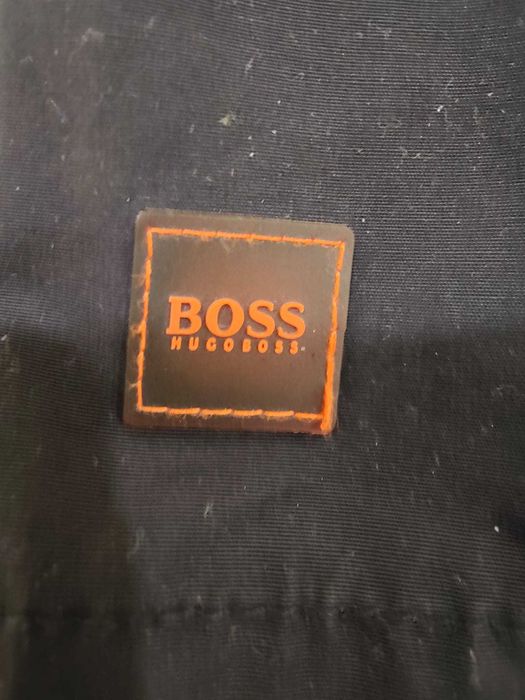 Casaco Hugo Boss tam. XL em excelente estado!
