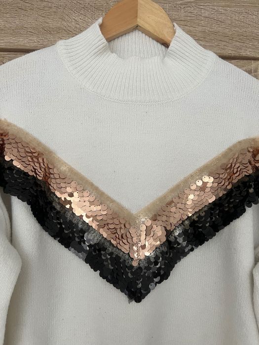 Sweter beżowy Roz.Uni