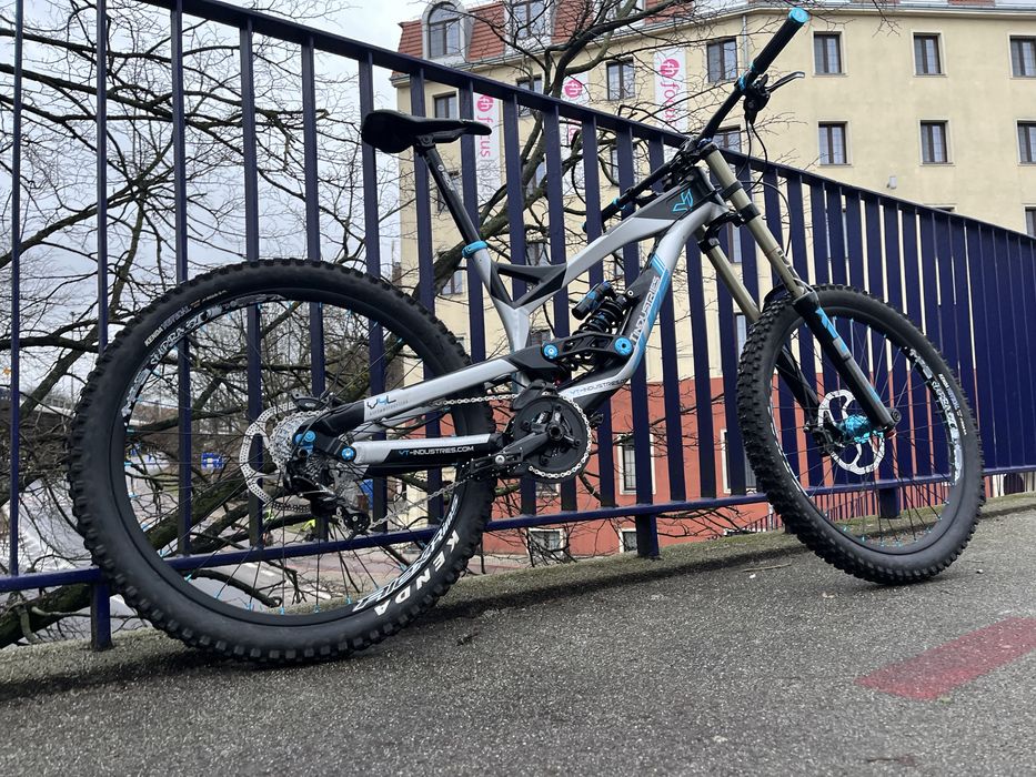 YT Industries Tues 2012