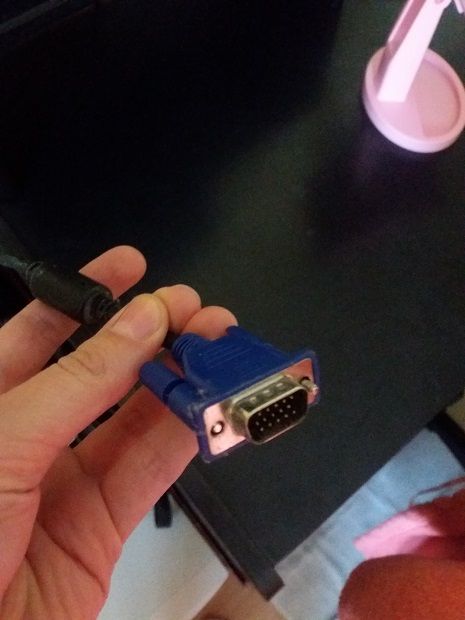 monitor Hyundai do komputera 19 cali ( przekątna 48 cm)