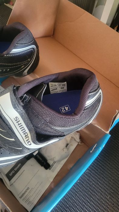 Vendo sapatos de ciclismo Shimano n 42  + pedais de encaixe