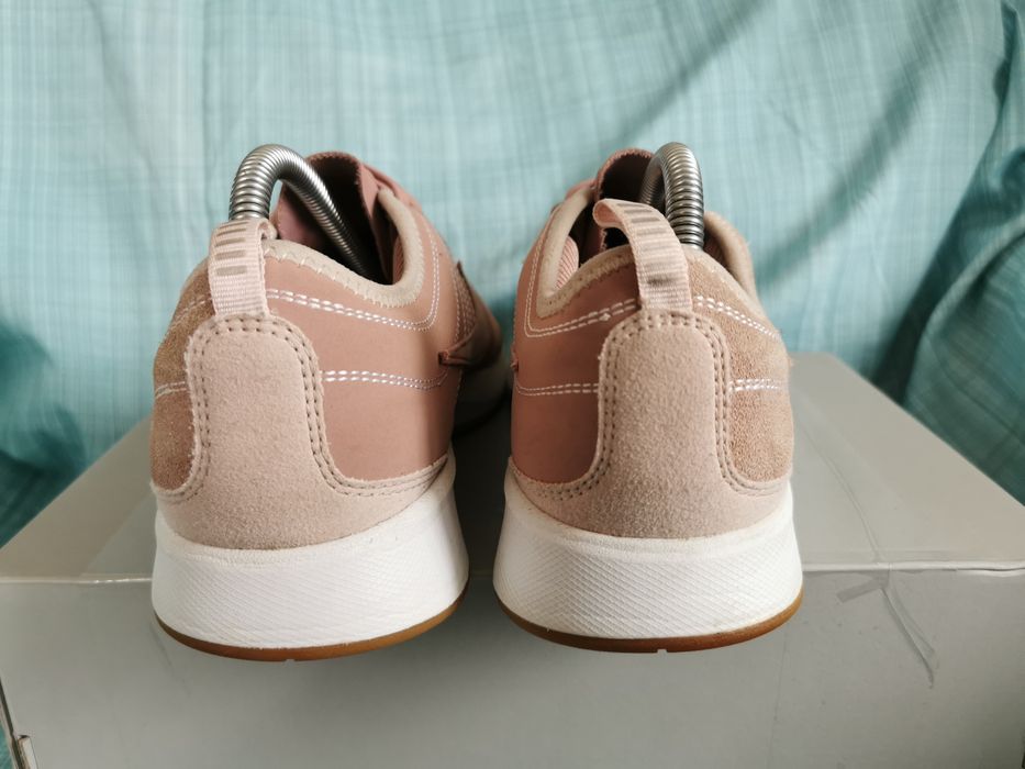Nike Dualtone Racer Particle Pink buty sportowe 40